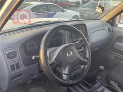 Nissan NP300